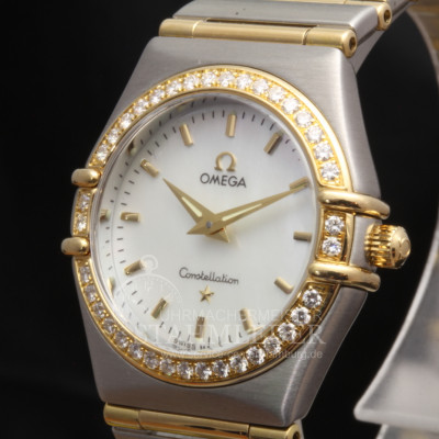Zur Referenz: 'Omega Constellation Lady Gelbgold/Stahl 36 Diamanten'